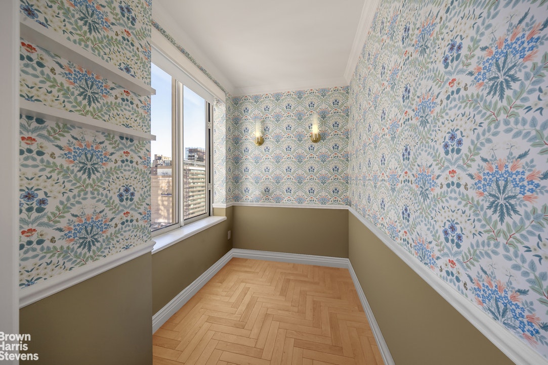 200 Riverside Boulevard, Unit 15I Manhattan, NY 10069 - Photo 21 of 23 a bathroom with a bathtub and shower