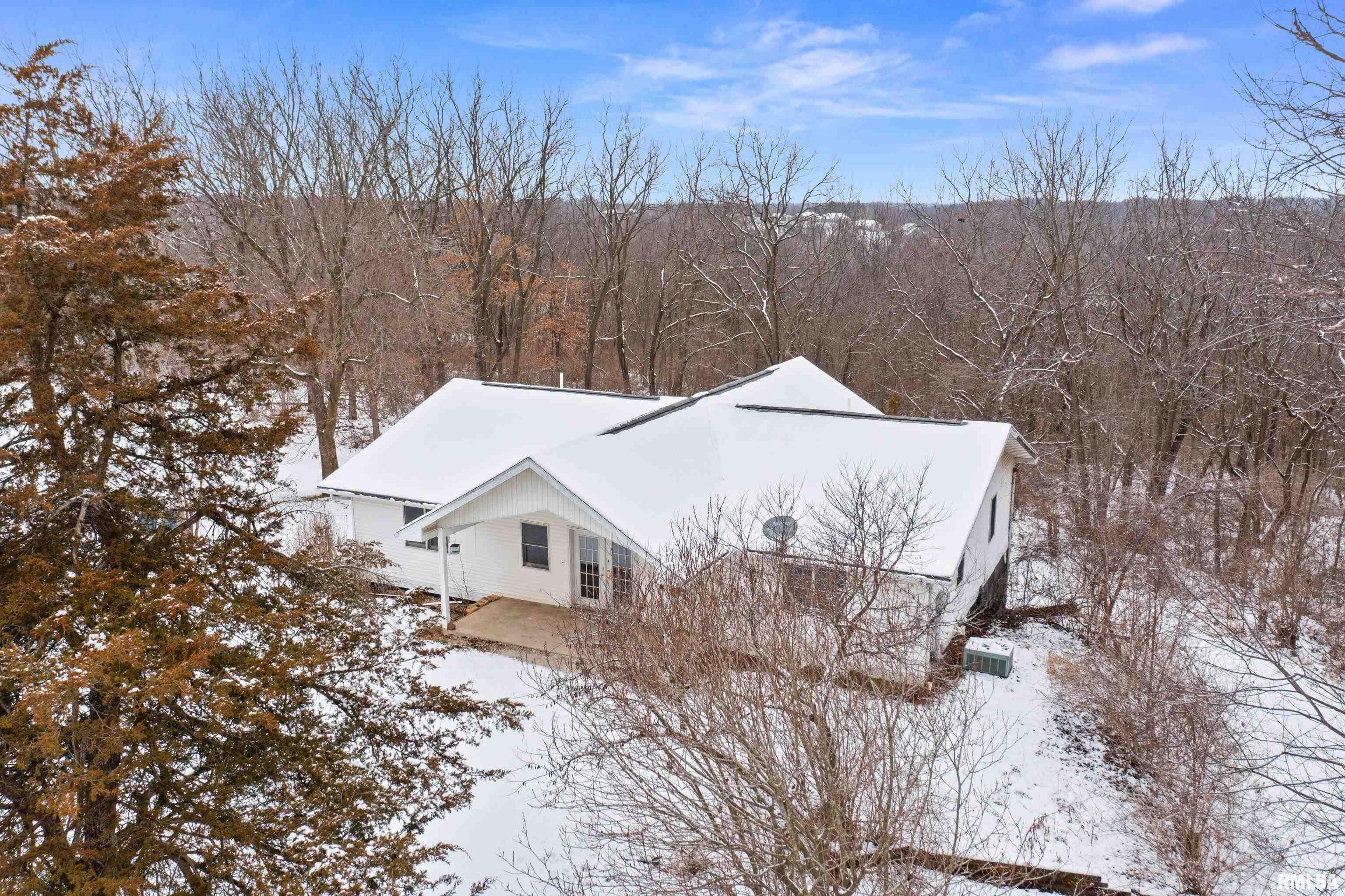 6921 West Lancaster Road Peoria, IL 61607 - Photo 1 of 70