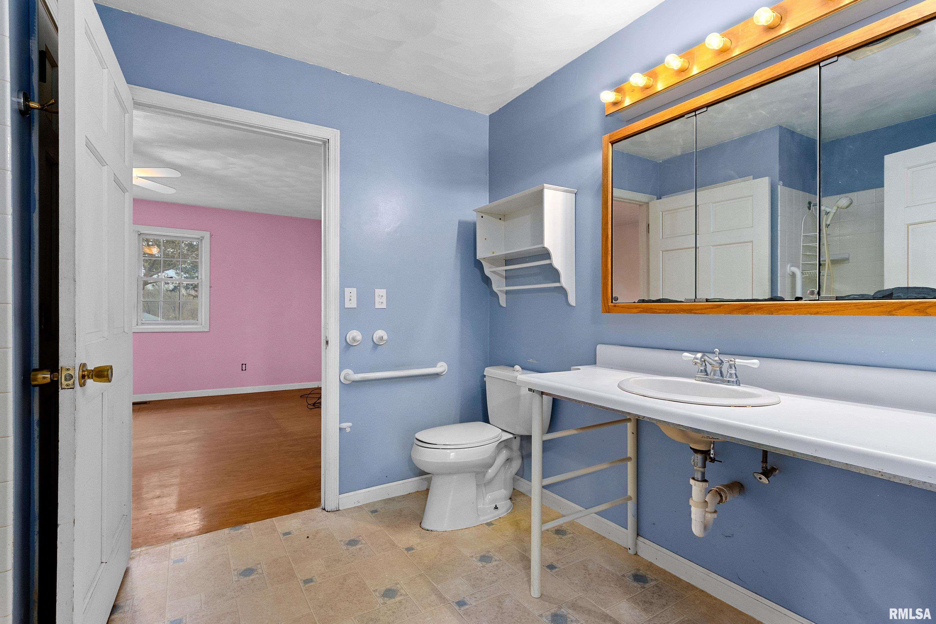 6921 West Lancaster Road Peoria, IL 61607 - Photo 27 of 70