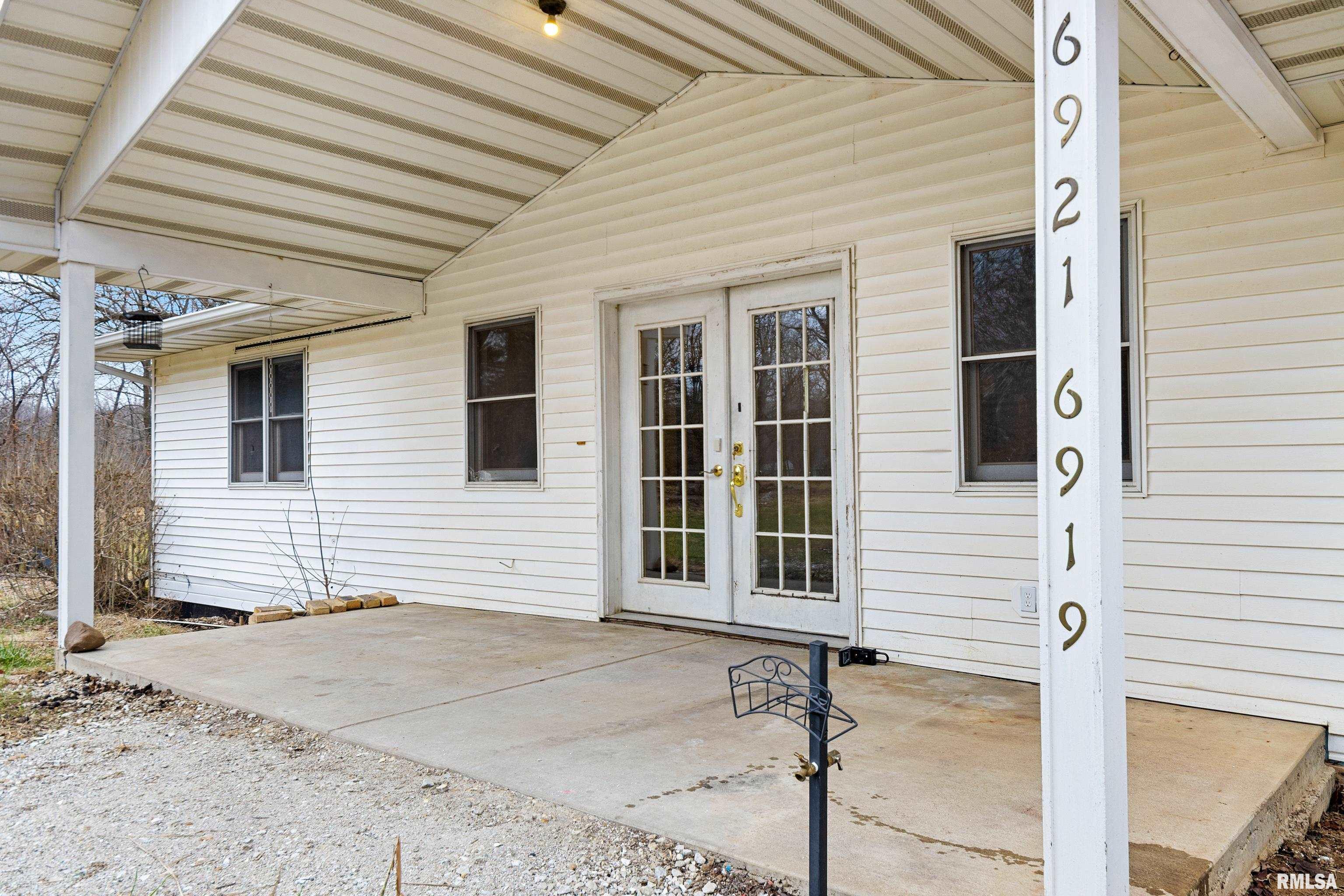 6921 West Lancaster Road Peoria, IL 61607 - Photo 5 of 70
