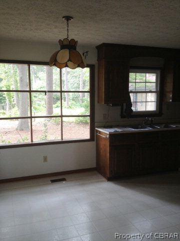 1352 Laurens Road Gloucester Point, VA 23062 - Photo 3 of 14 Gallery Image 3