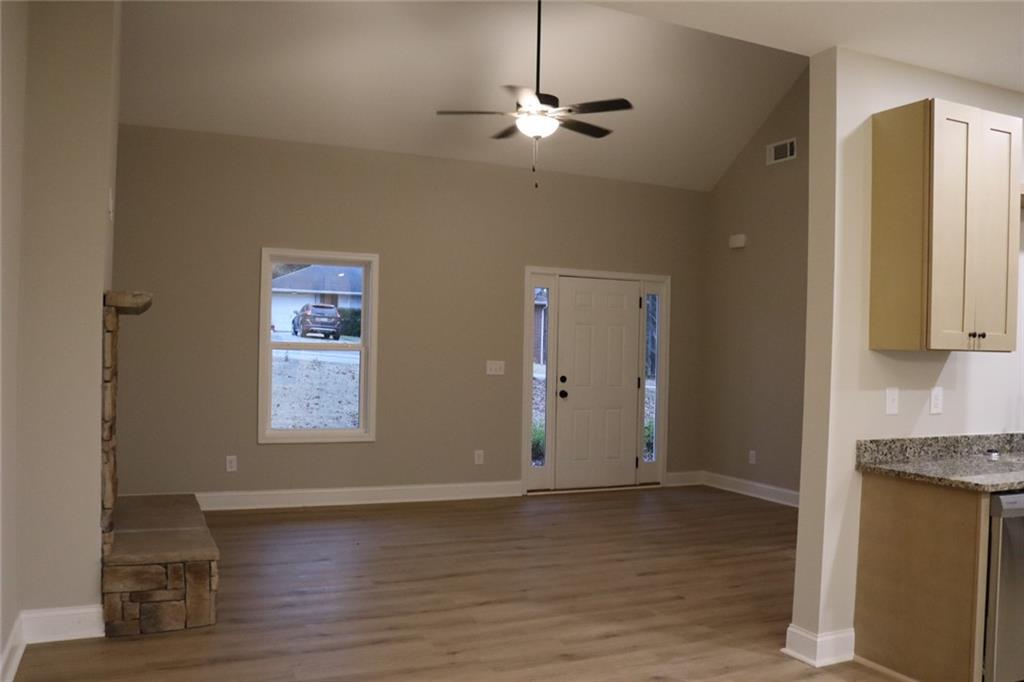 8141 Hickory Drive Southwest Covington, GA 30014 - Photo 4 of 14