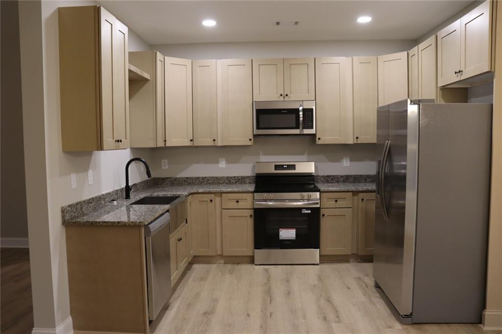 8141 Hickory Drive Southwest Covington, GA 30014 - Photo 6 of 14