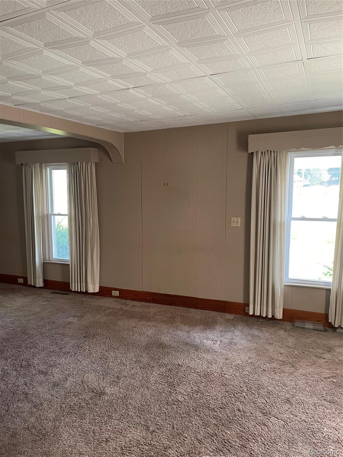 3090 Williamson Road Saginaw, MI 48601 - Photo 10 of 12 IMG_0019.jpg