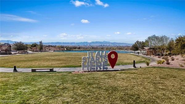 $485,000 | 113 Campbelltown Avenue, Henderson, NV 89015