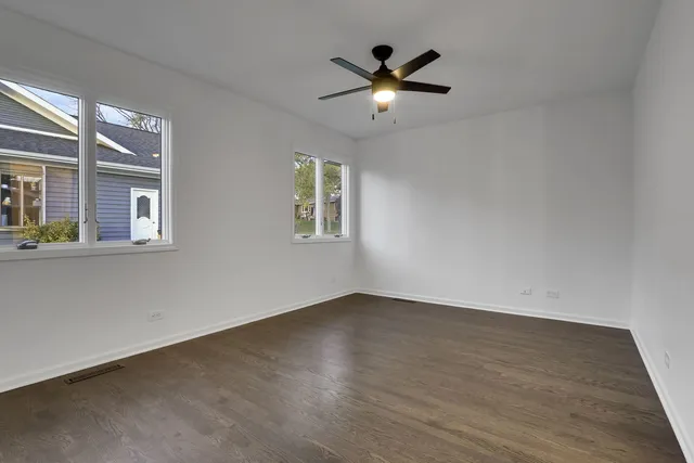 $384,000 | 10615 Mathew Street, Huntley, IL 60142