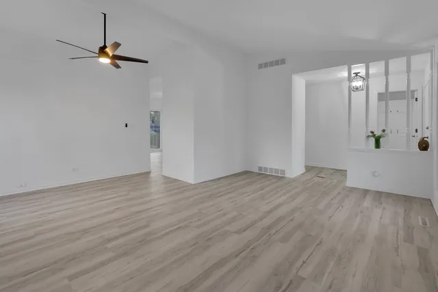 $384,000 | 10615 Mathew Street, Huntley, IL 60142