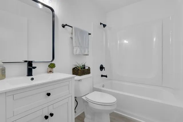 $384,000 | 10615 Mathew Street, Huntley, IL 60142