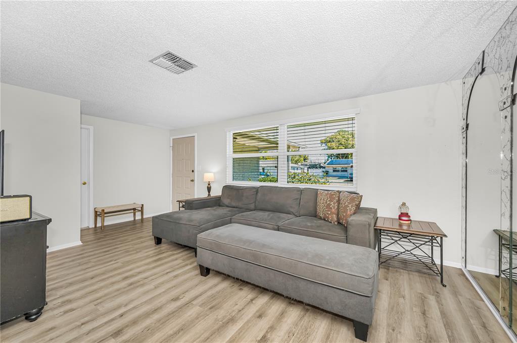 4415 Royal Oak Lane New Port Richey, FL 34653 - Photo 12 of 48