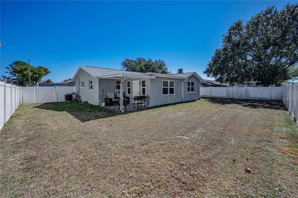 4415 Royal Oak Lane New Port Richey, FL 34653 - Photo 40 of 48