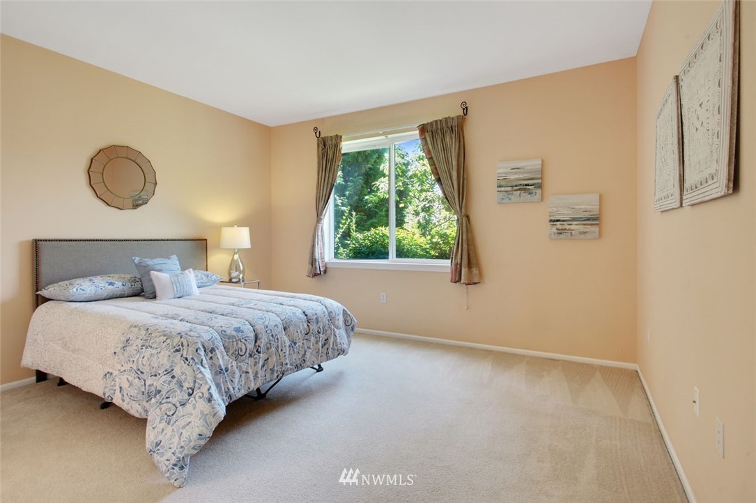 5025 Davis Place South, Unit F Renton, WA 98055 - Photo 13 of 25