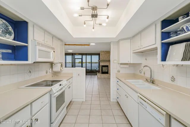 $2,800 | 1825 Minutemen Causeway, Unit 105, Cocoa Beach, FL 32931