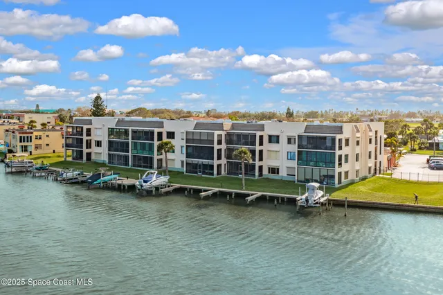 $2,800 | 1825 Minutemen Causeway, Unit 105, Cocoa Beach, FL 32931