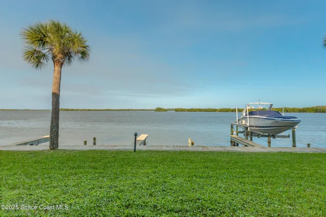 $2,800 | 1825 Minutemen Causeway, Unit 105, Cocoa Beach, FL 32931