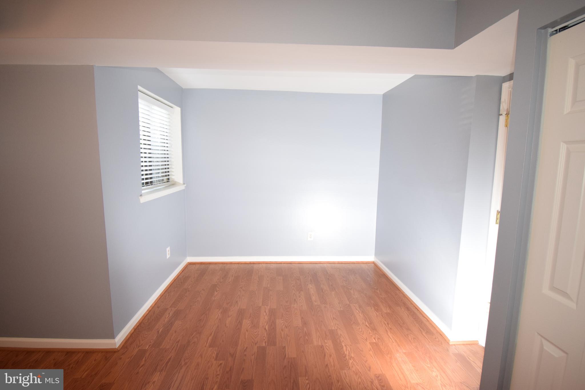 1641 Parkcrest Circle, Unit 101 Reston, VA 20190 - Photo 14 of 37 Share room off bedroom