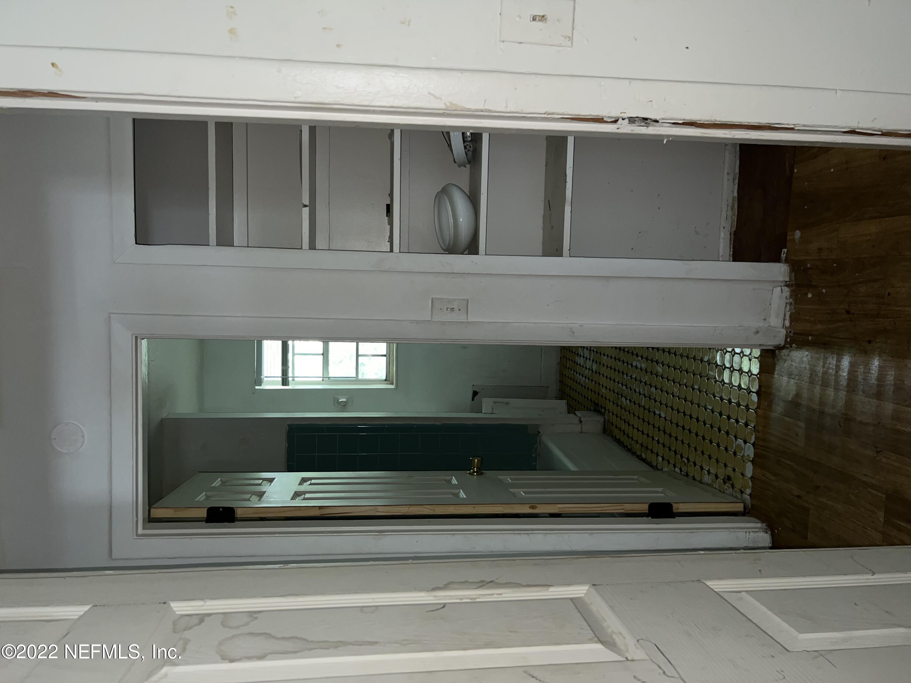 4423 Moncrief Road Jacksonville, FL 32209 - Photo 18 of 47 CAF7BACC-E2C4-4A5E-A8B9-ACF6C8B406A1