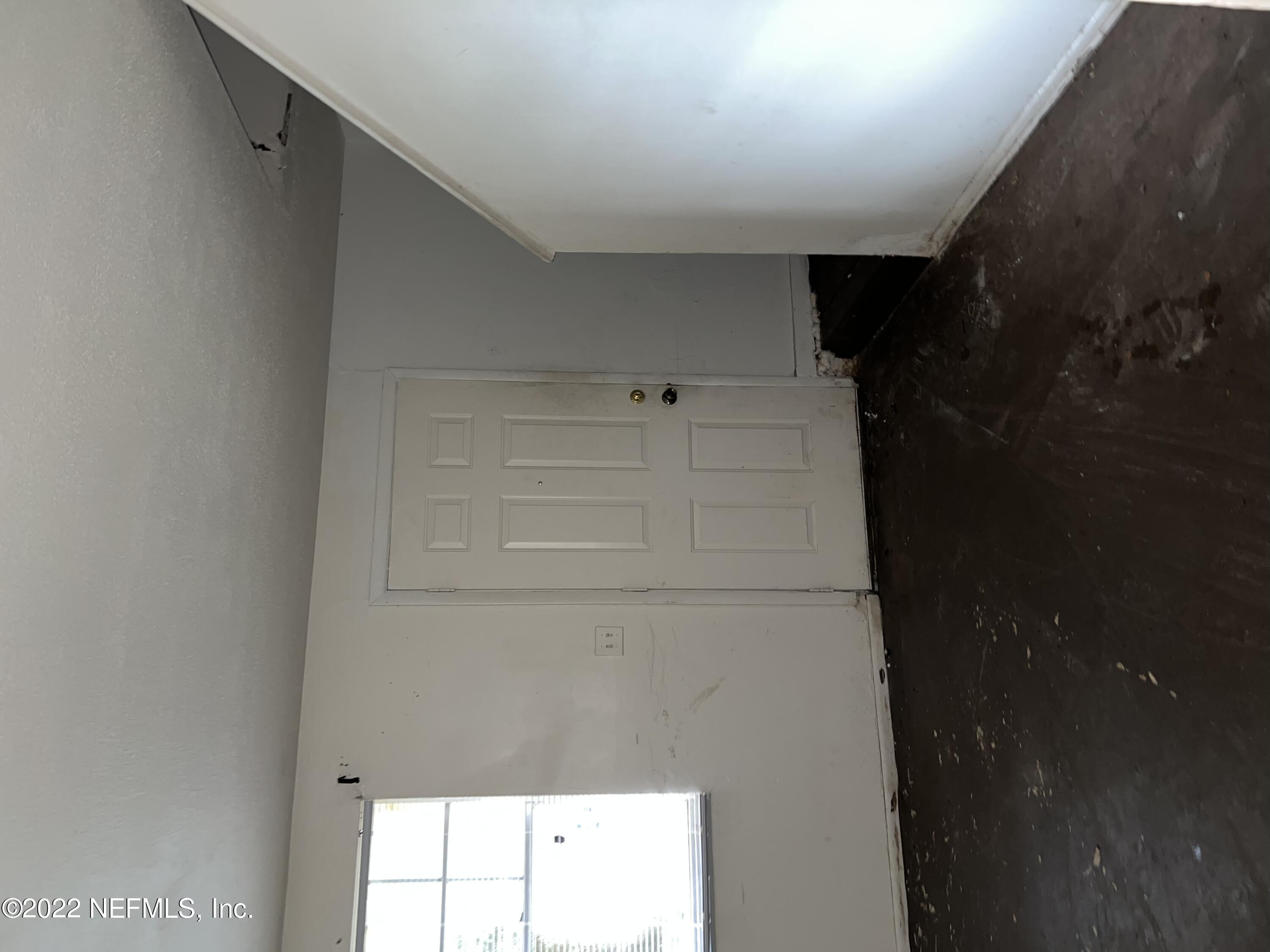 4423 Moncrief Road Jacksonville, FL 32209 - Photo 3 of 47 a view of closet