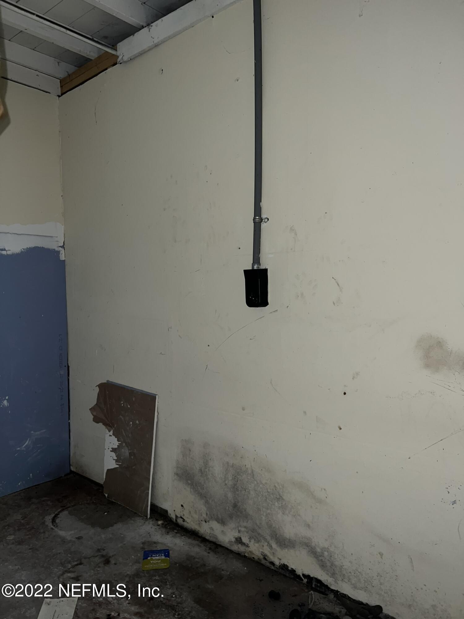 4423 Moncrief Road Jacksonville, FL 32209 - Photo 45 of 47 a view of small space