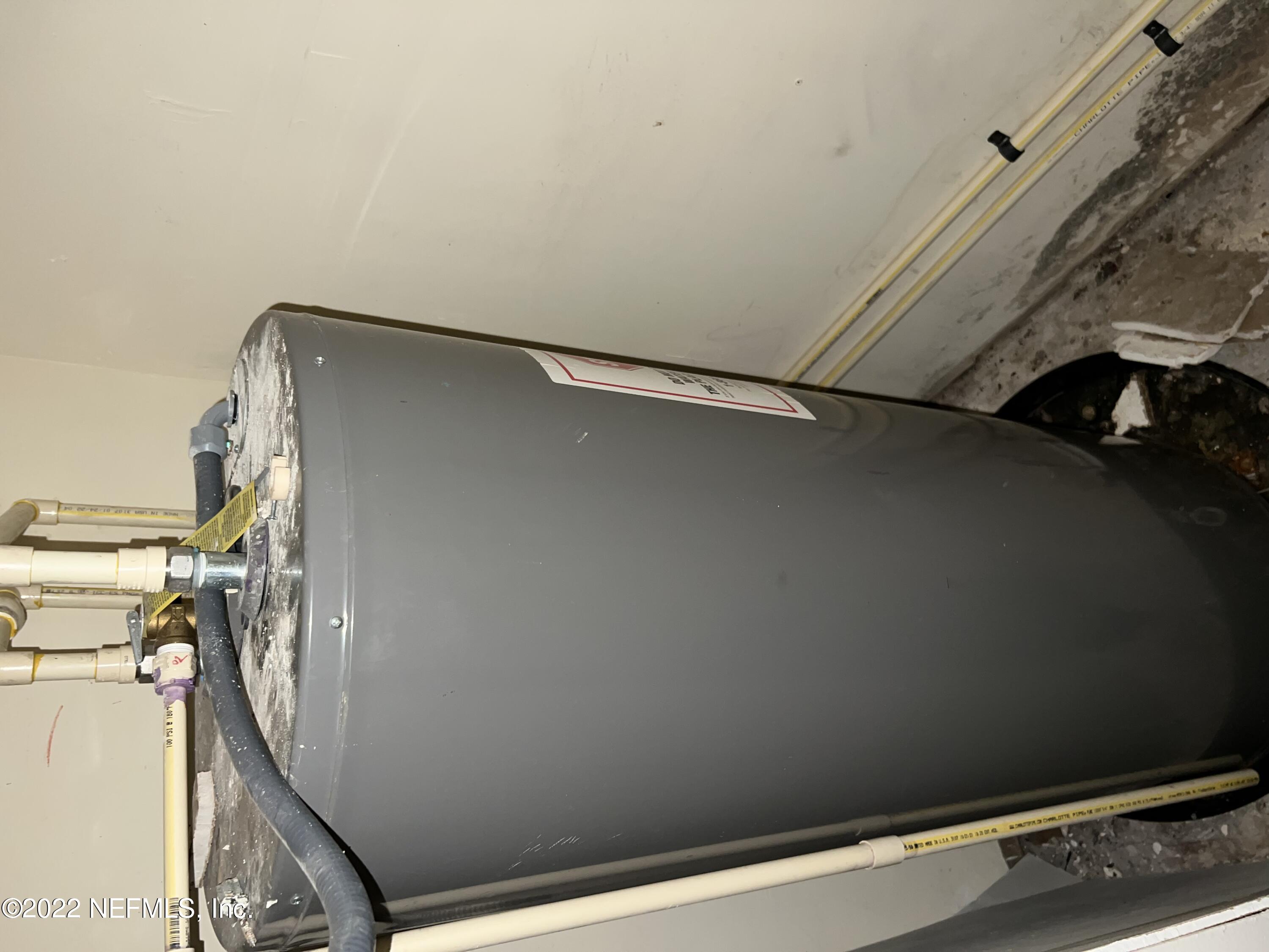 4423 Moncrief Road Jacksonville, FL 32209 - Photo 47 of 47 a view of a small space