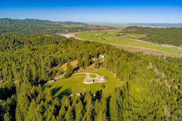 $975,000 | 1150 Dinsmore Ranch Road, Rio Dell, CA 95562