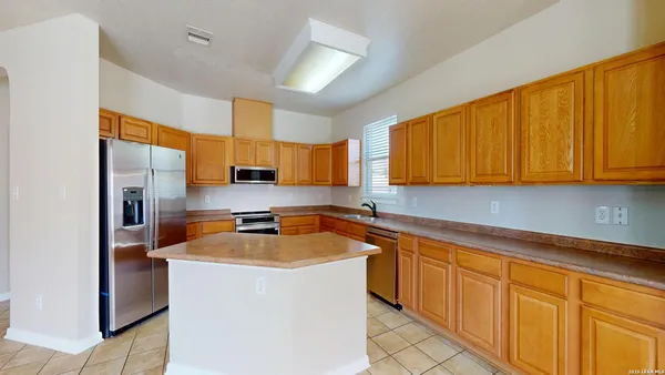 $1,950 | 101 Springtree Cliff, Cibolo, TX 78108