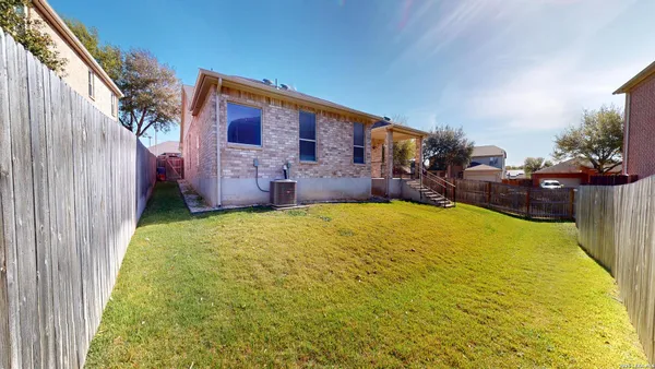 $1,950 | 101 Springtree Cliff, Cibolo, TX 78108