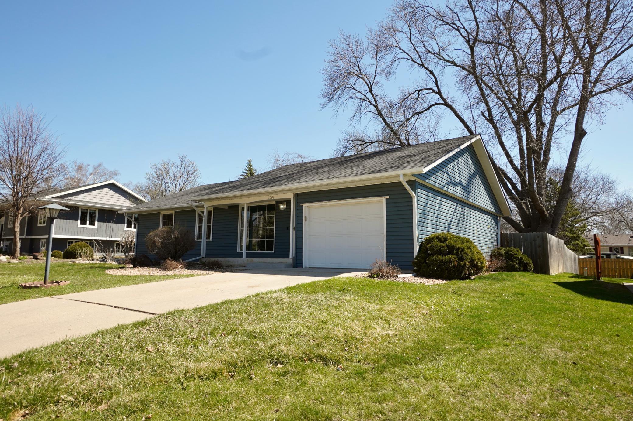 1001 16th Street Southwest Willmar, MN 56201 - Photo 3 of 37