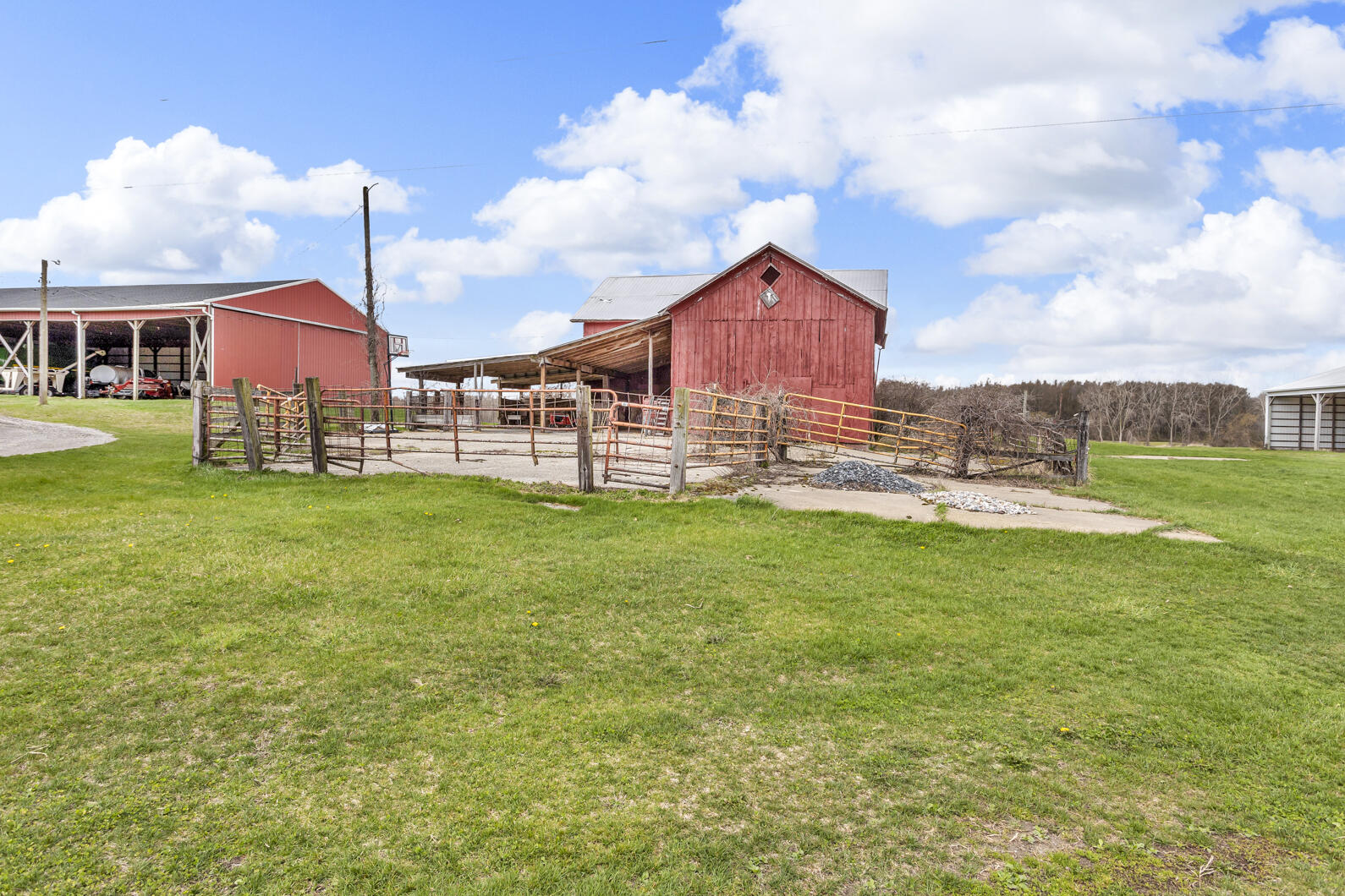 9212 Rives Junction Road Rives Junction, MI 49277 - Photo 51 of 67 0N0A1341