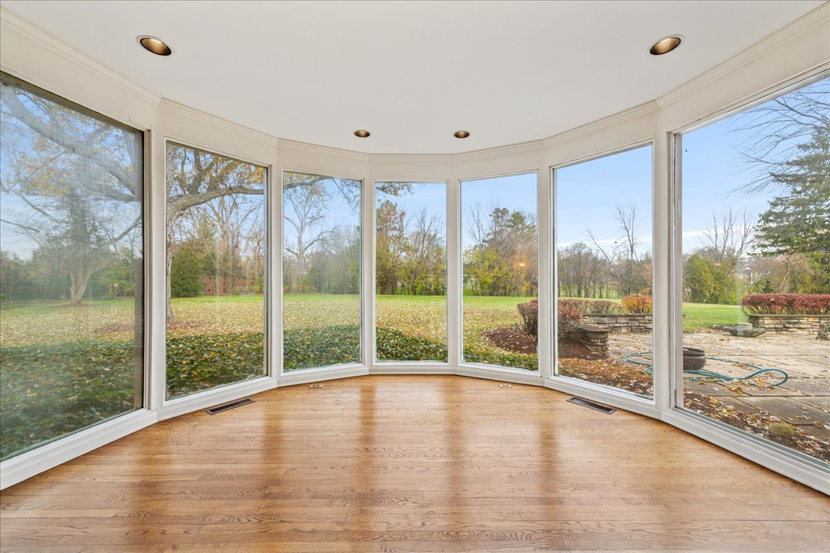 1680 Pheasant Trail Inverness, IL 60067 - Photo 6 of 42 Gallery Image 6