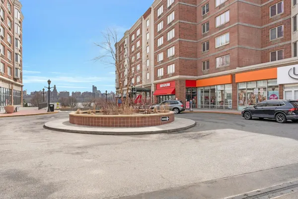 $880,000 | 3219 City Place, Unit 3219, Edgewater, NJ 07020