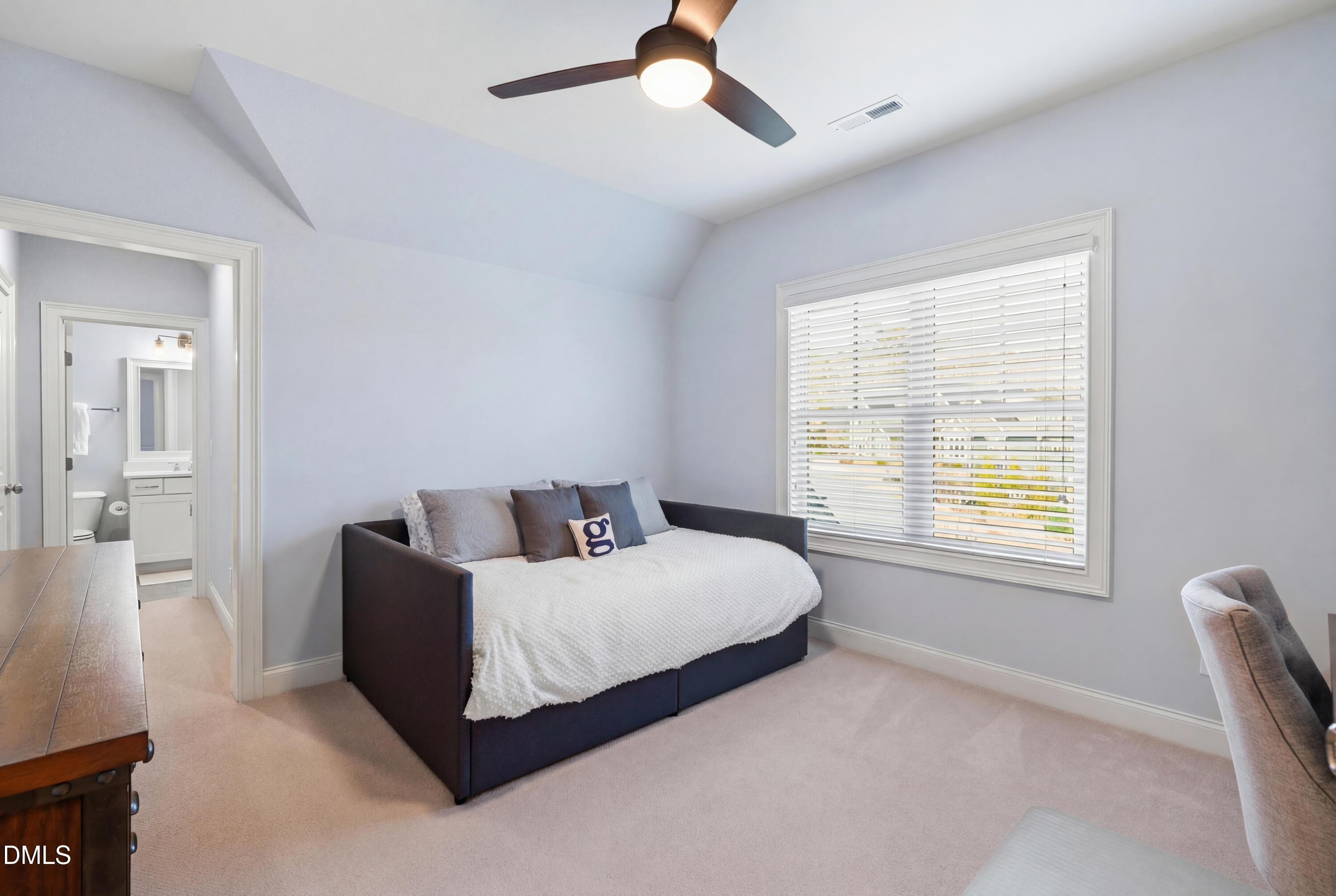 5005 Wainscott Way Raleigh, NC 27612 - Photo 49 of 72 5005 Waiscott-17