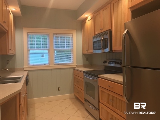 23481 Swift Church Road Elberta, AL 36530 - Photo 8 of 49 Beautiful Maple Cabinets