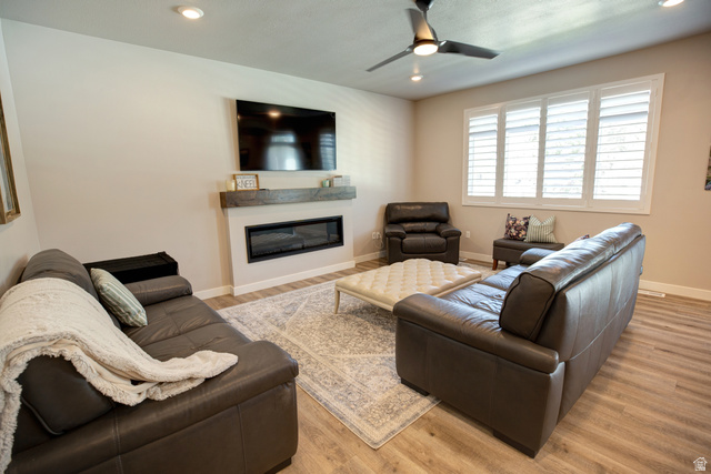 983 South 950 West Provo, UT 84601 - Photo 5 of 56 Living space featuring light wood-finish flooring, recessed lighting, and a contemporary ceiling fan