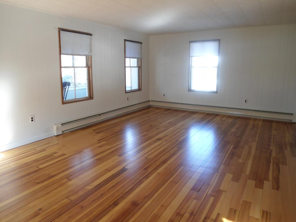 17 Williams Street Proctor, VT 05765 - Photo 5 of 13