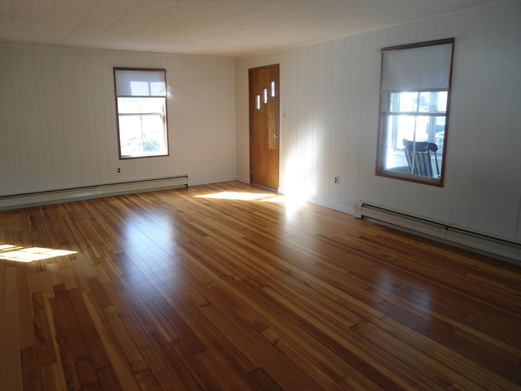 17 Williams Street Proctor, VT 05765 - Photo 6 of 13