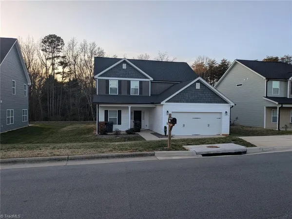 $3,350 | 4721 Ridgefall Road, Greensboro, NC 27410