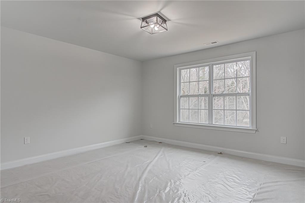 4721 Ridgefall Road Greensboro, NC 27410 - Photo 21 of 28
