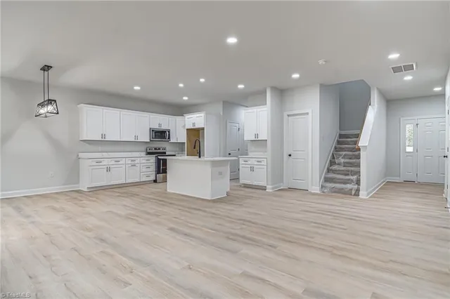 $3,000 | 4721 Ridgefall Road, Greensboro, NC 27410