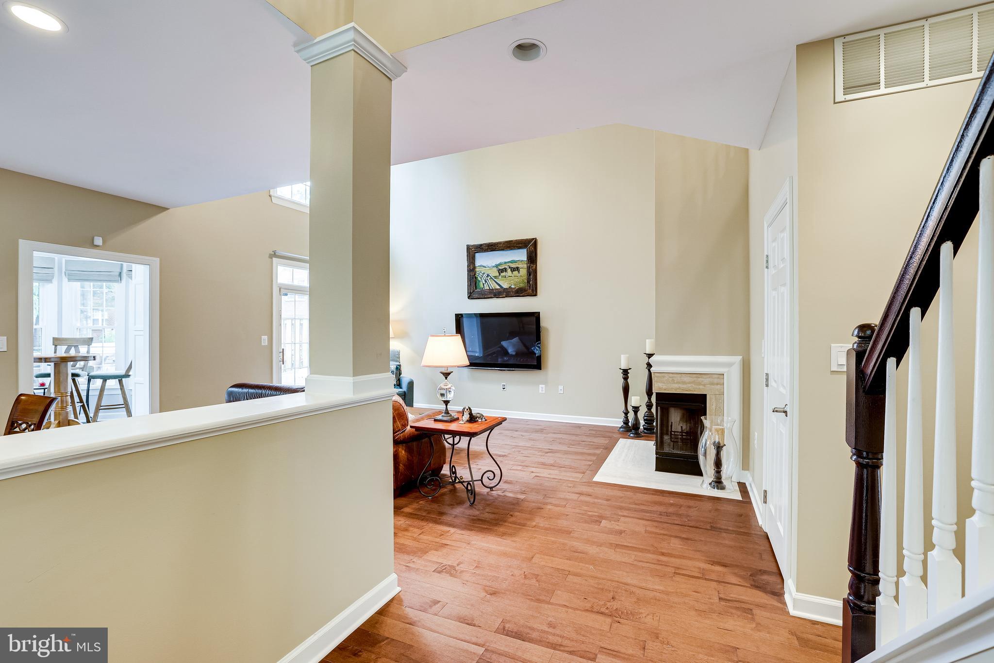 1369 Park Garden Lane Reston, VA 20194 - Photo 6 of 46 Come on in!