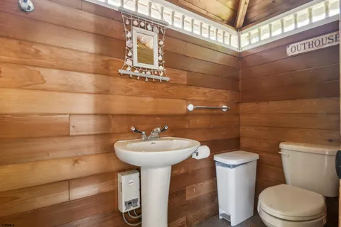 $757,000 | 515 South Bella Court, Galloway Township, NJ 08205