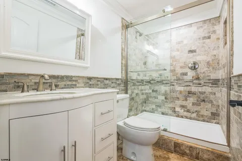 $757,000 | 515 South Bella Court, Galloway Township, NJ 08205