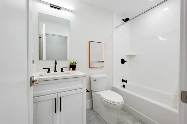 $899,900 | 62 Foundry Street, Unit 202, Wakefield, MA 01880