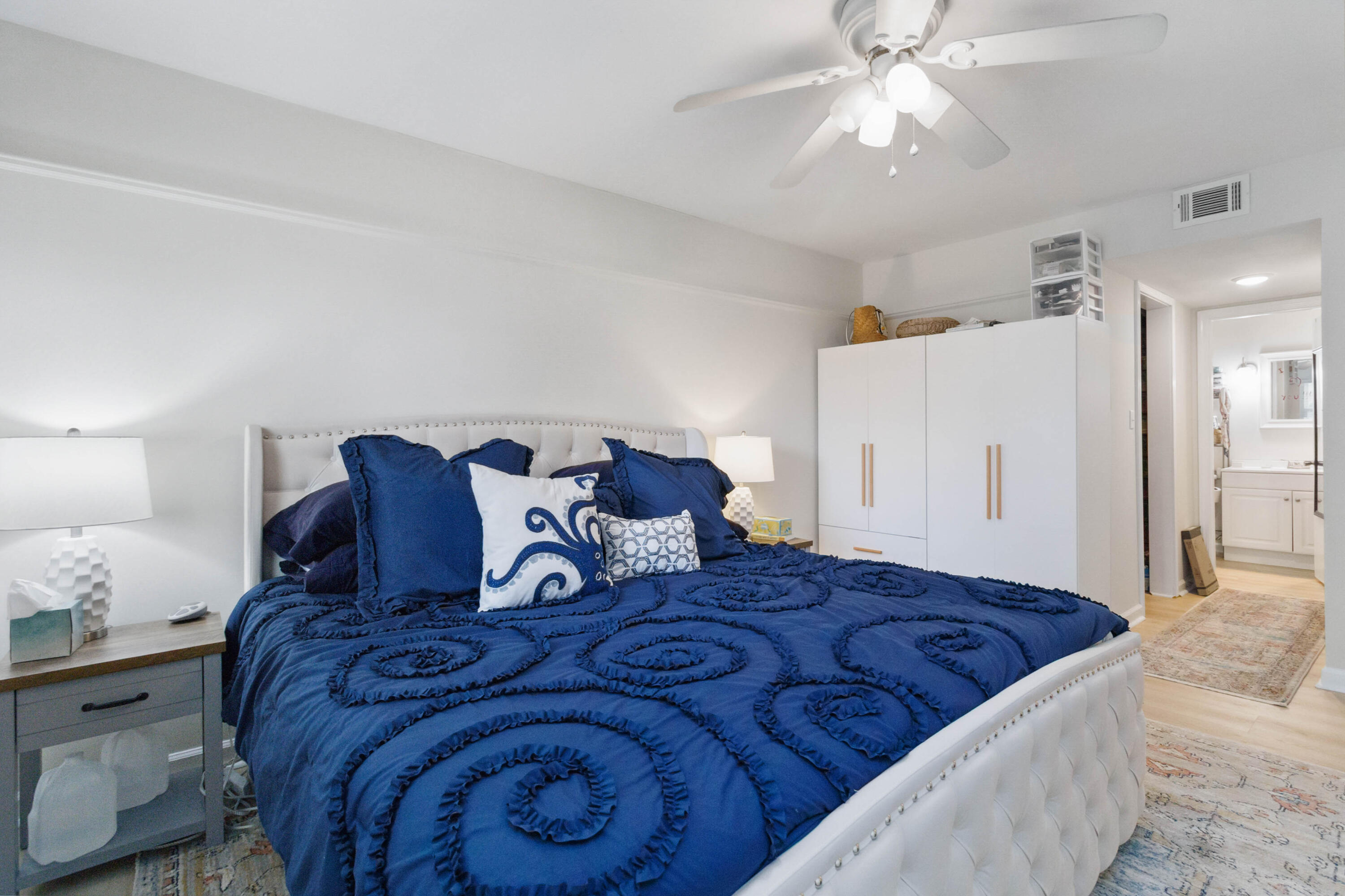 1060 Armstrong Mill Road Lexington, KY 40517 - Photo 30 of 41 030