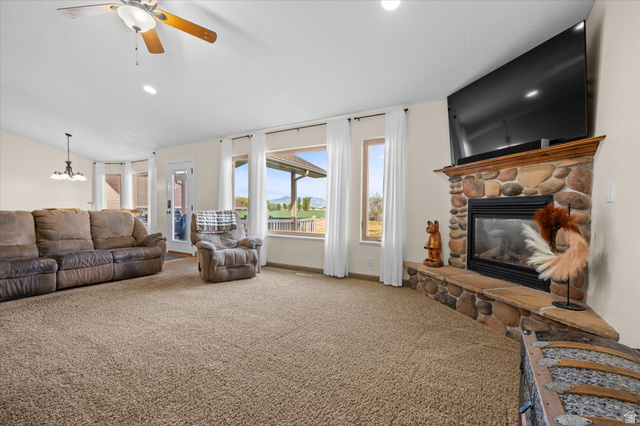 2646 North 6000 West Hooper, UT 84315 - Photo 21 of 84