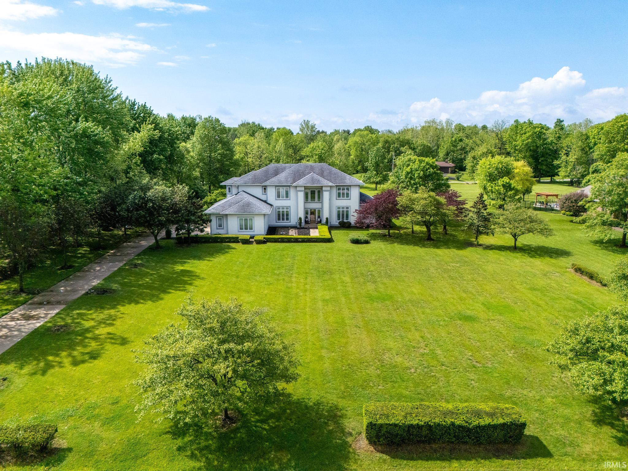 4103 Golden Grove Road Greenwood, IN 46143 - Photo 6 of 32 Gallery Image 6