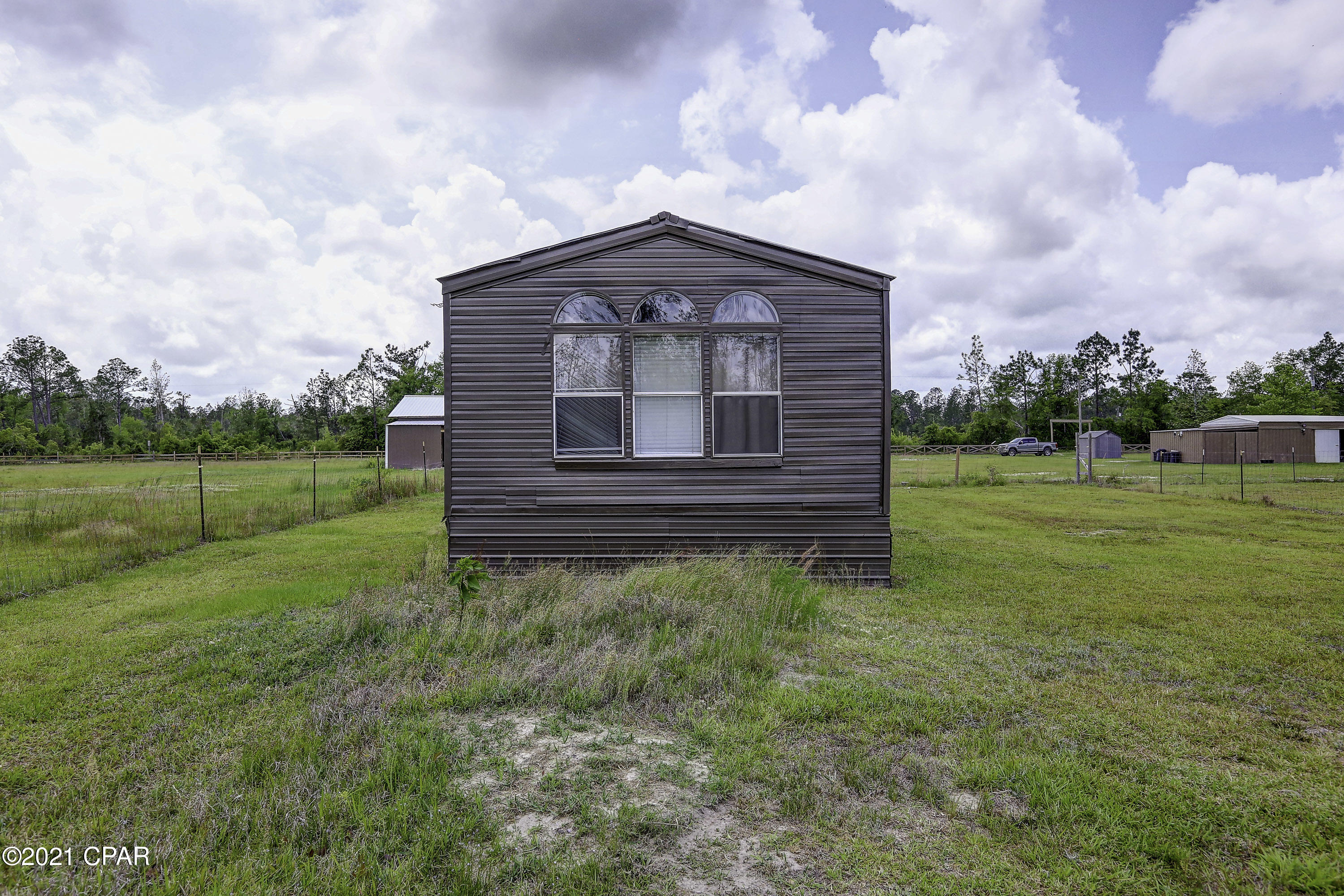 19220 Ross Road Fountain, FL 32438 - Photo 35 of 51 Gallery Image 35