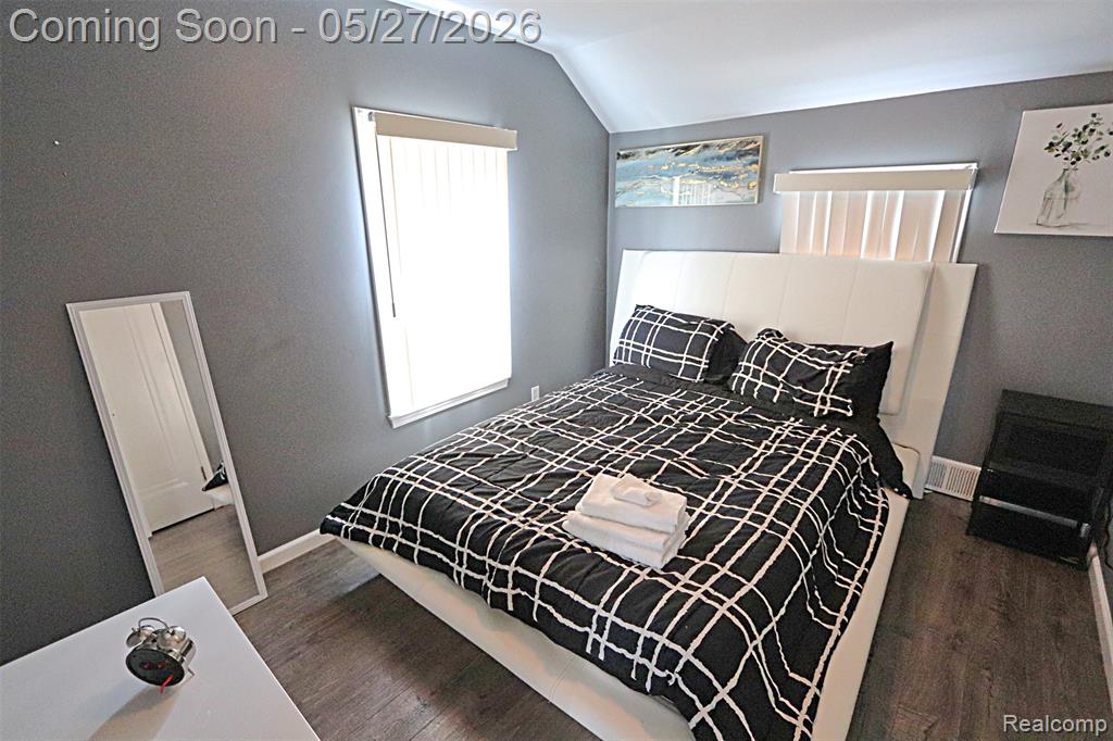 1149 Cambridge Road Berkley, MI 48072 - Photo 17 of 52