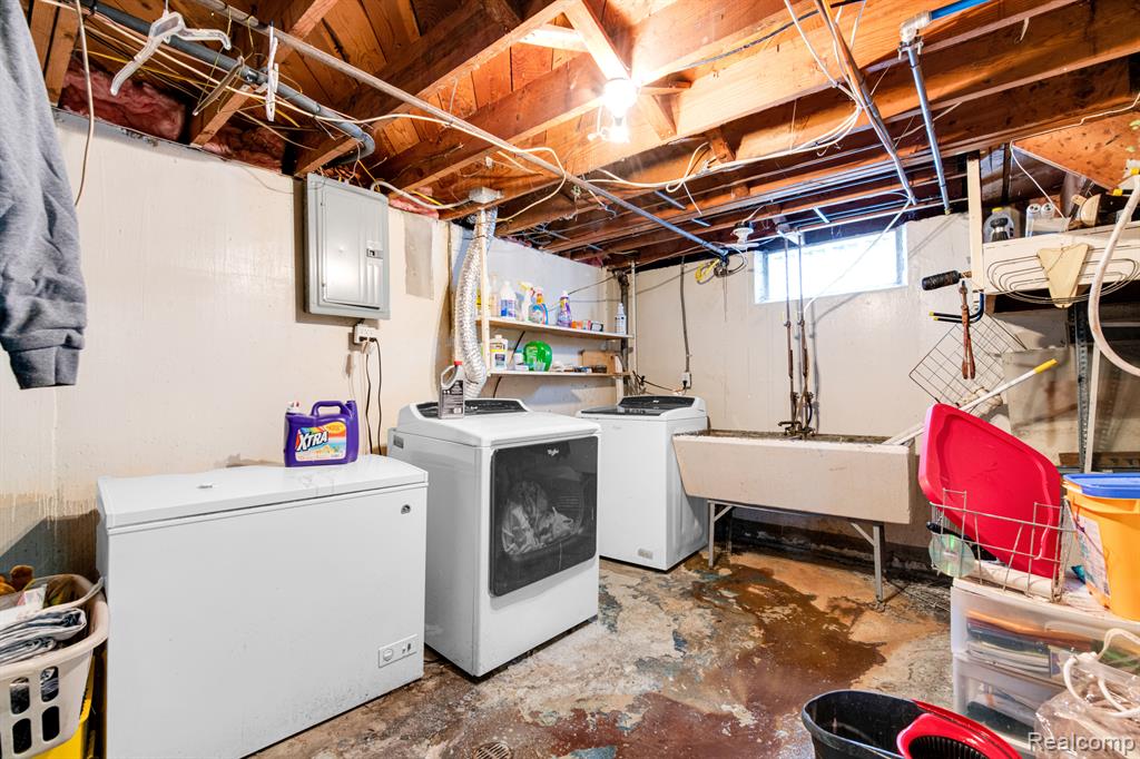 1919 West 14 Mile Road Royal Oak, MI 48073 - Photo 16 of 22