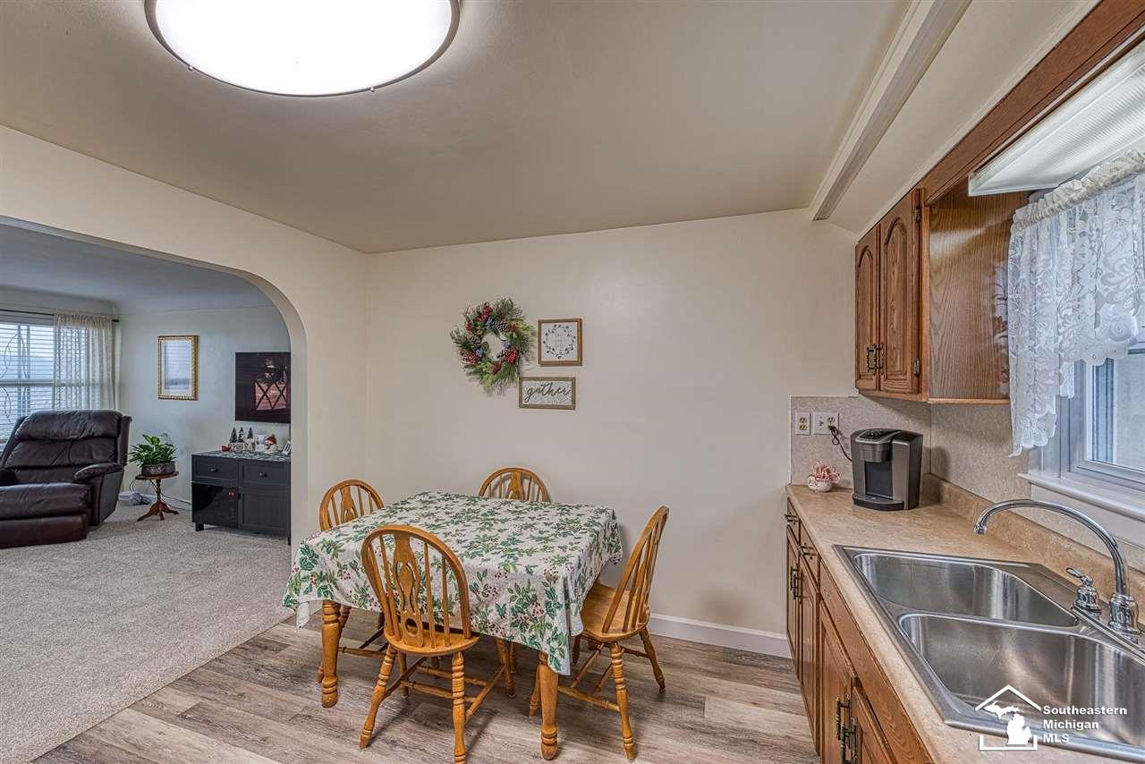 975 West Sigler Road Carleton, MI 48117 - Photo 13 of 39 Gallery Image 13