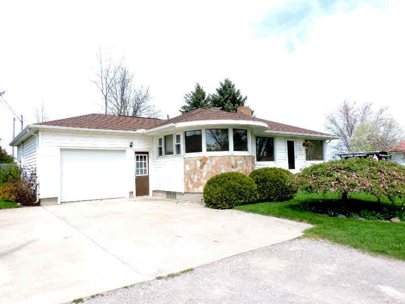 1825 East Linwood Road Linwood, MI 48634 - Photo 1 of 24 Gallery Image 1